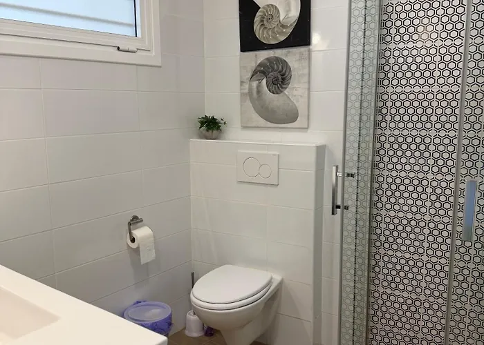 Malibu Park Chill & Sun * アデヘ