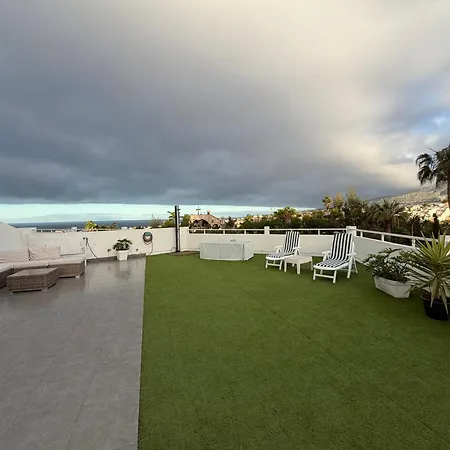 Malibu Park Chill & Sun Apartment