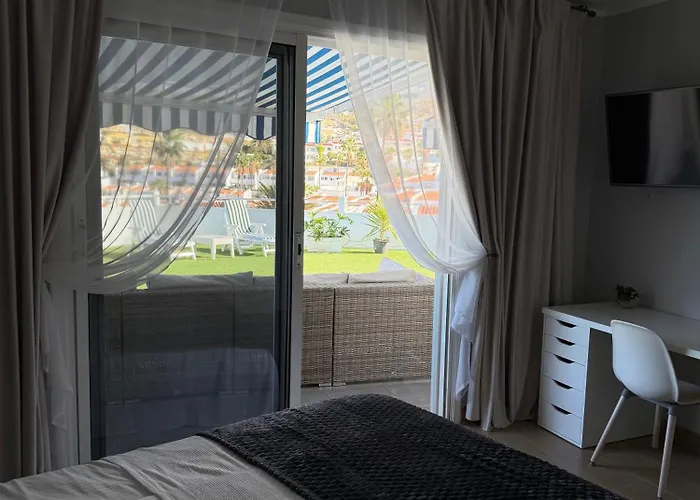 Malibu Park Chill & Sun *